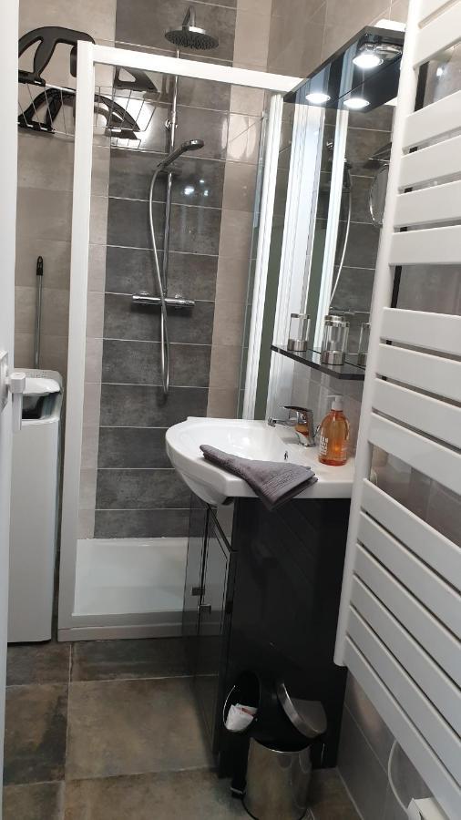 Garden And Beach Sea View Apartment Cannes Mandelieu Esterno foto