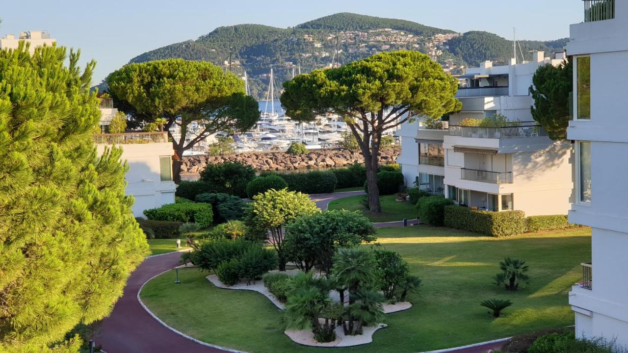 Garden And Beach Sea View Apartment Cannes Mandelieu Esterno foto