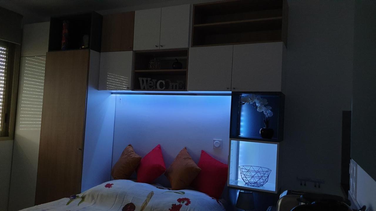 Garden And Beach Sea View Apartment Cannes Mandelieu Esterno foto