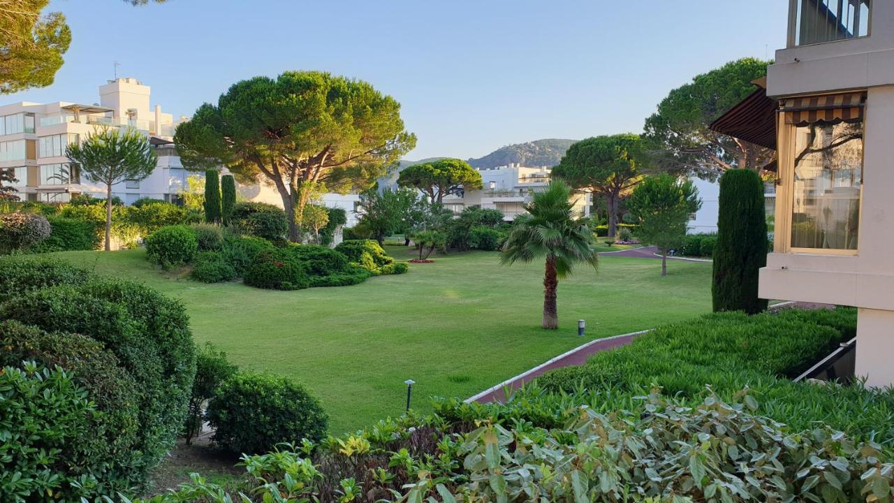 Garden And Beach Sea View Apartment Cannes Mandelieu Esterno foto